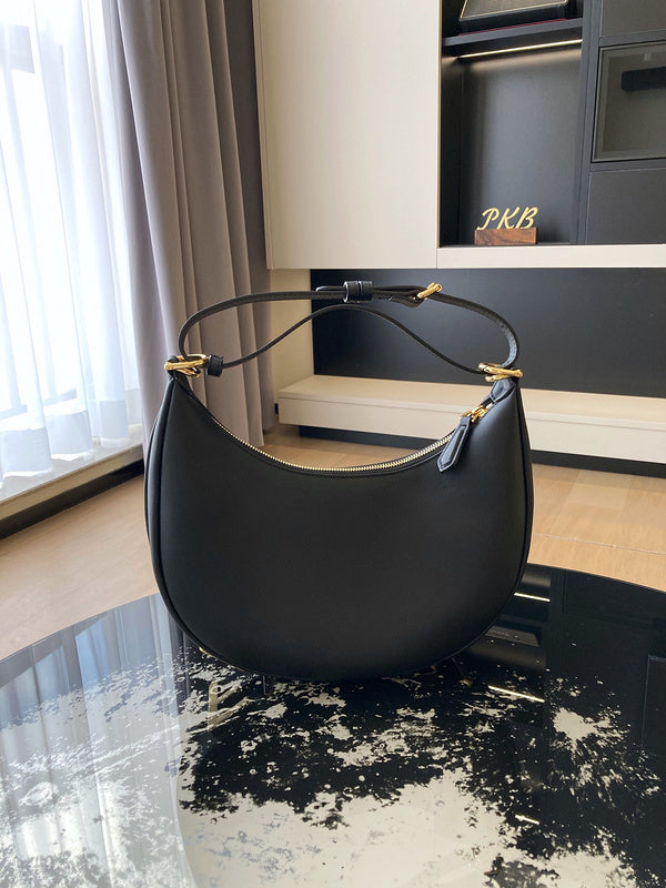 Ziva's Charm handbag – lifestyle view (16.5cm*14cm*5cm)