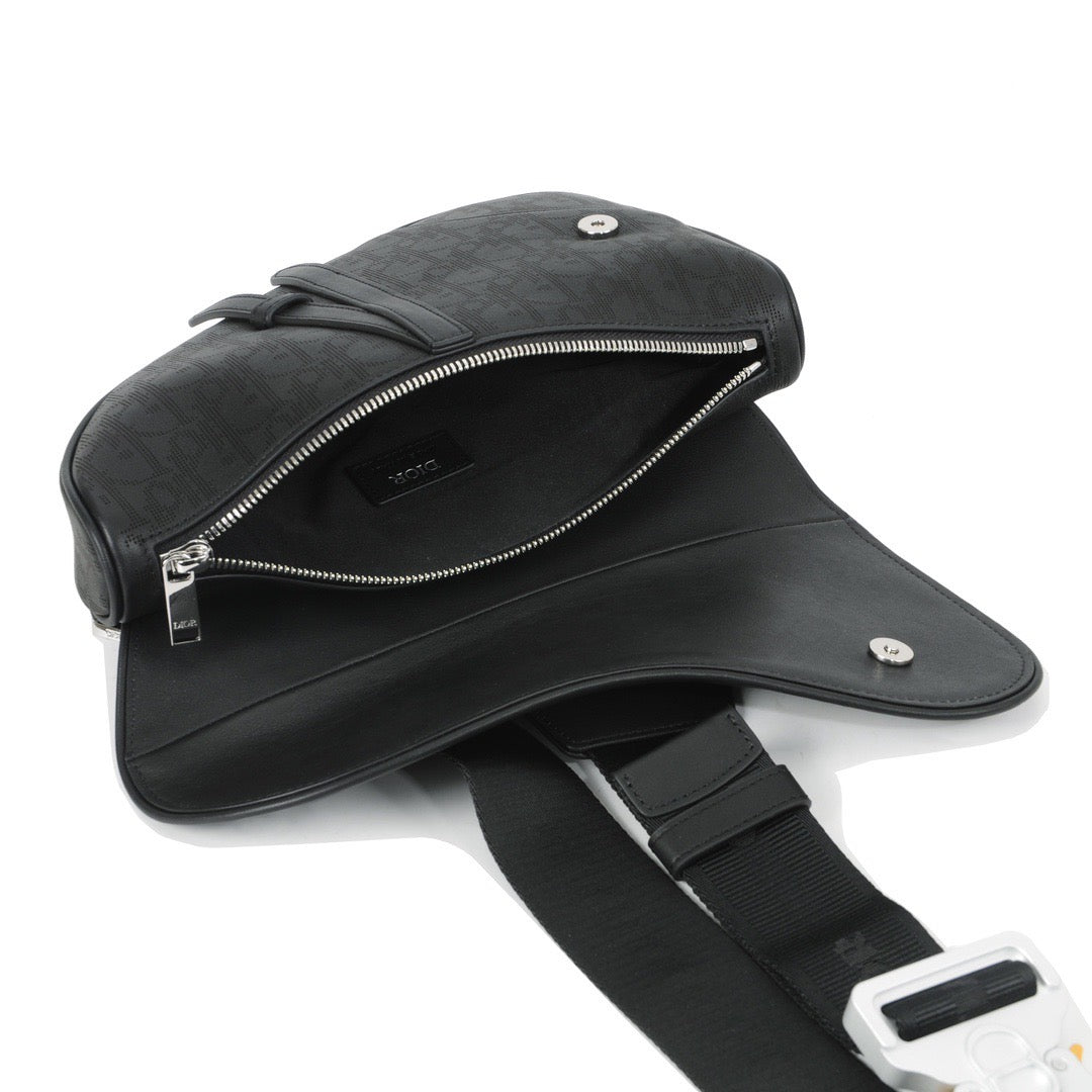 Christian Dior Saddle Bag – luxury designer cd saddle bag at Bellvora