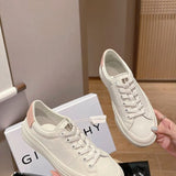 Givenchy shoes Style 014 - sole and craftsmanship detail