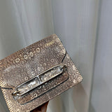  Minimalist carryall bag carried on shoulder 10