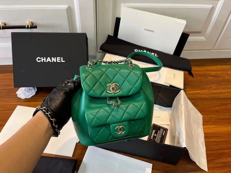  compact purse view 10