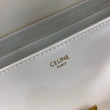 Front view of chic premium women's handbag – women's luxury accessory