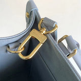  Elegant tote bag front view 7