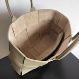 Structured Faux Leather Handbag - Everyday Elegance | Women's Designer-Inspired Purse #1579 - close-up detail shot (image 3) of designer-inspired handbag