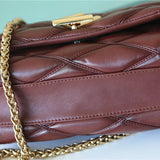  Elegant carryall bag front view 19