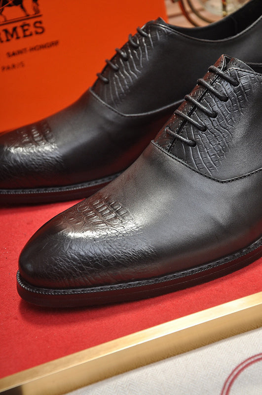 Hermes shoes Style 052 - packaging and accessories