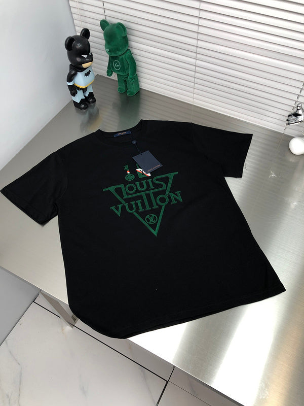 Front view of Louis Vuitton cotton t-shirt with logo-detail design