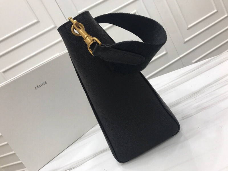 Styled lifestyle shot of everyday-luxe classic women's handbag – women's premium purse