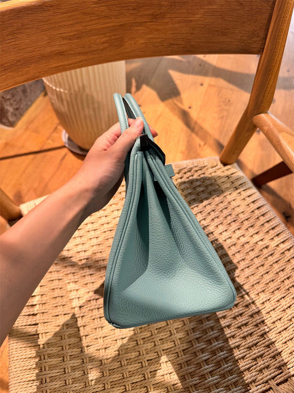 Smart bag shown from front angle