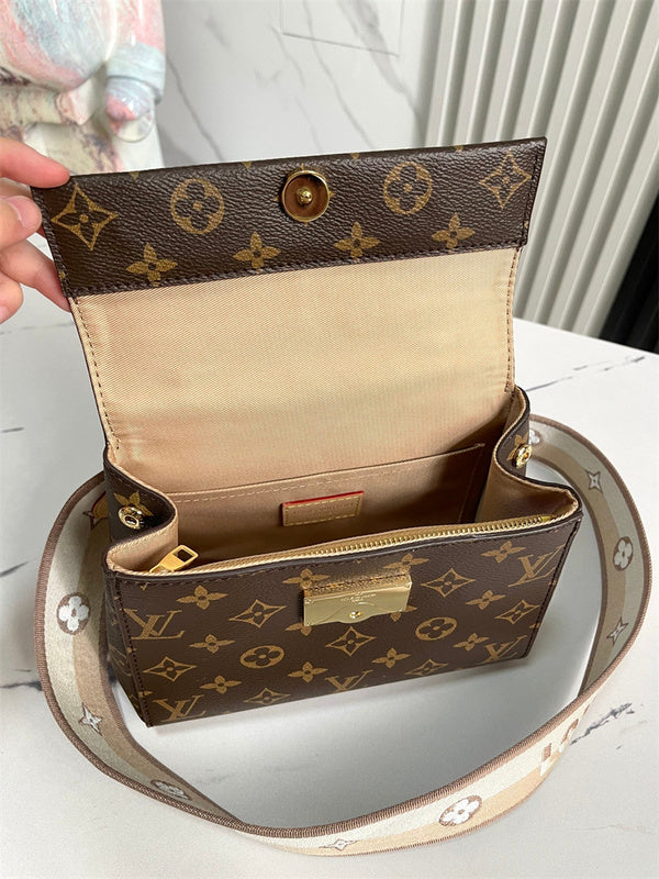  chic everyday bag styled with outfit 18