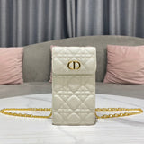 Handle and strap detail of chic refined women's handbag – women's luxury accessory