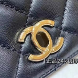 Zivas Charm Chic Craftsmanship Fashion Handbag (Elevated Daily Companion) – Lifestyle Shot
