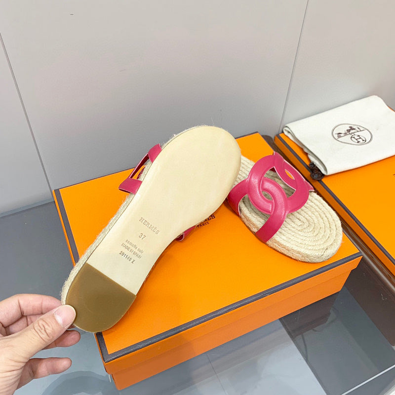 Hermes sandals Style 198 - logo and branding close-up