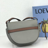 Ziva's Charm handbag – front view (20cm*19cm*11.5cm)