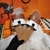 Hermes sandals Style 071 - logo and branding close-up