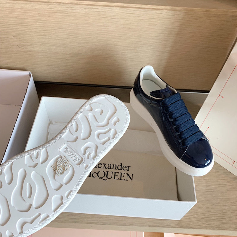 Alexander McQueen shoes Style 274 - packaging and accessories