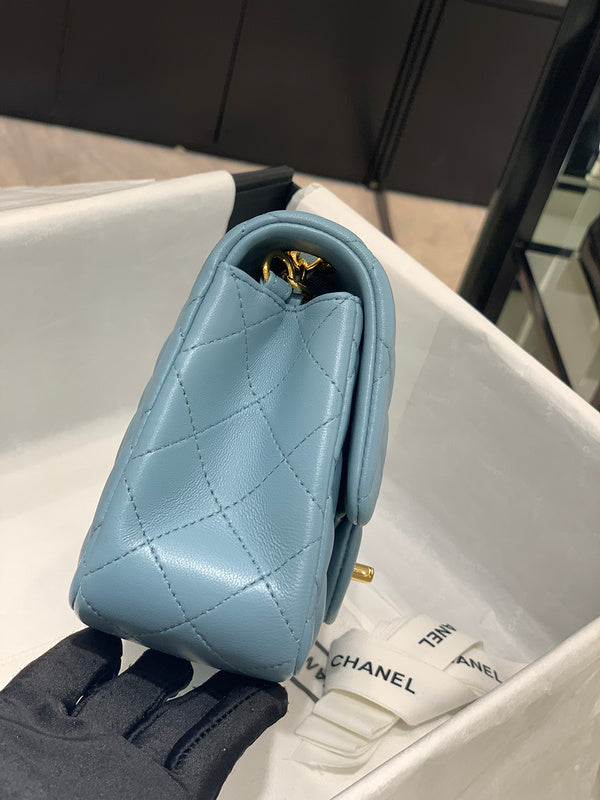  women's handbag, mid design, view 4