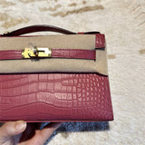  classic everyday bag styled with outfit 12