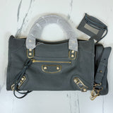 Zivas Charm Modern Edge Statement Handbag (Premium Everyday Carry) – Detail View