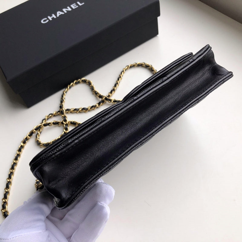 Zivas Charm Modern Edge Fashion Handbag (Statement-Ready Design) – Interior View