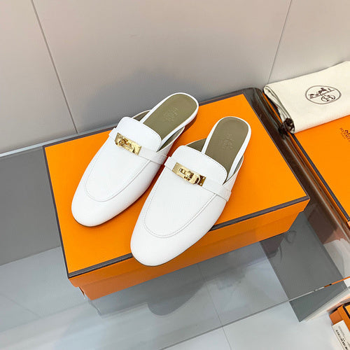 Hermes sandals Style 175 - texture and material detail