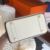 Fluid handbag styled for everyday wear