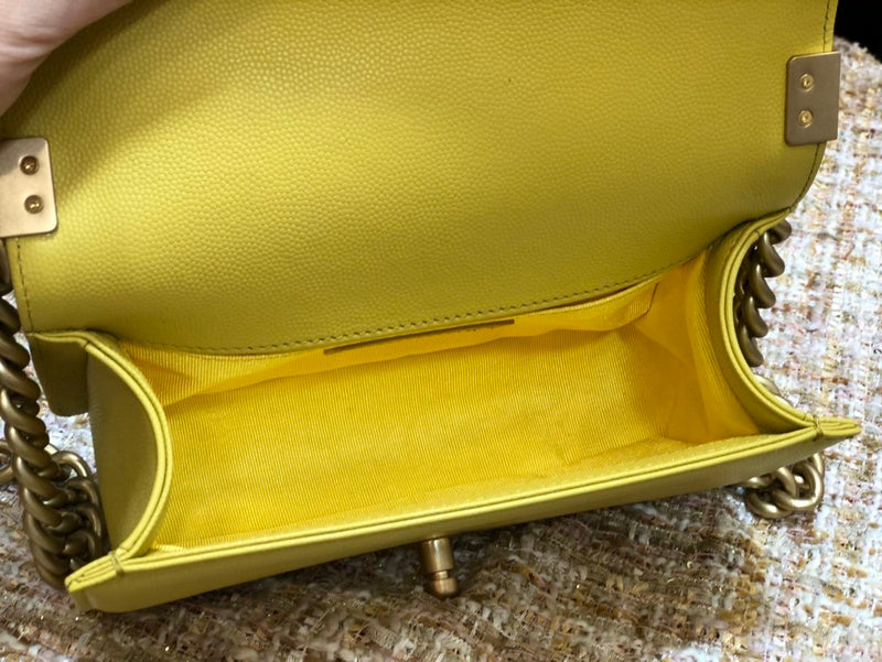 women's handbag, mid design, view 8