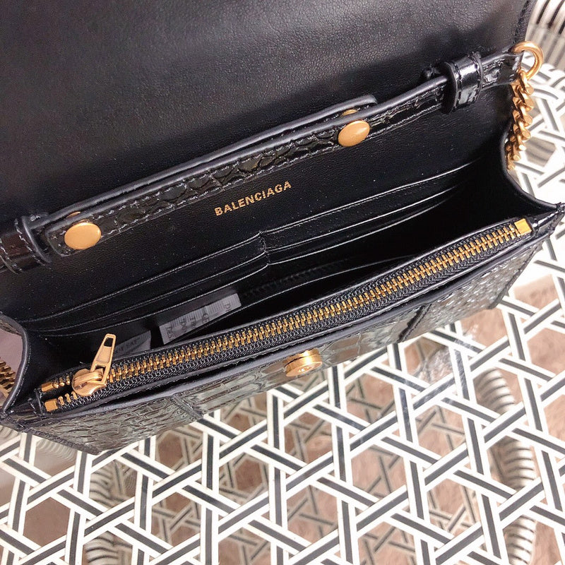 Front view of sleek polished women's handbag – women's luxury handbag