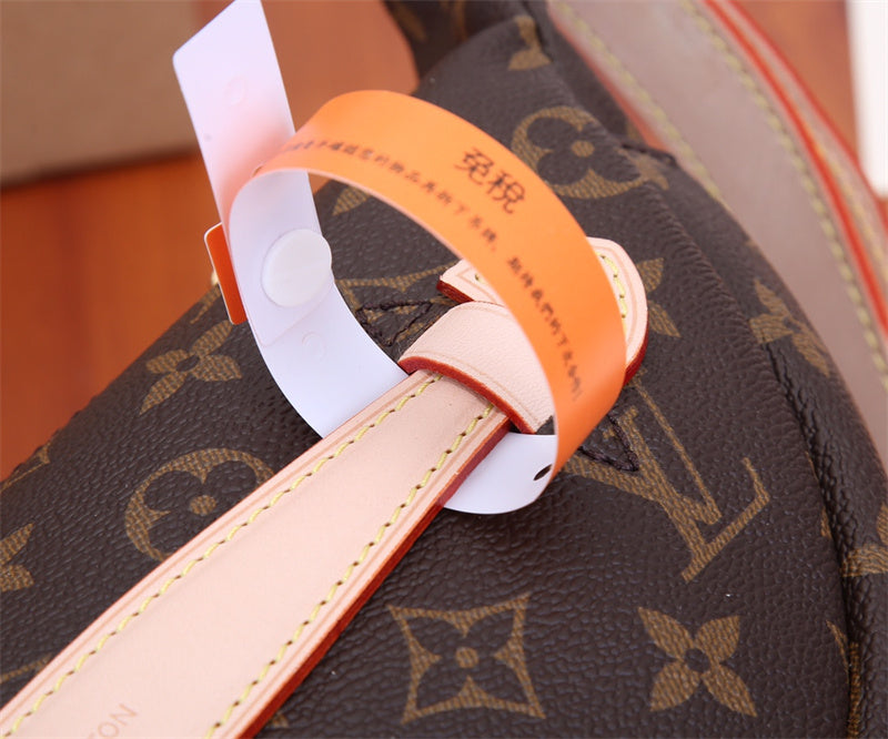  Sleek structured bag front view 7