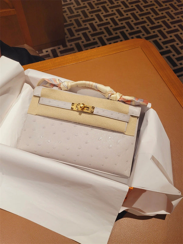  Contemporary crossbody bag carried on shoulder