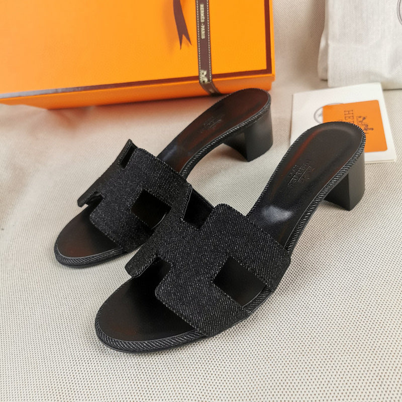Hermes sandals Style 021 - back heel detail