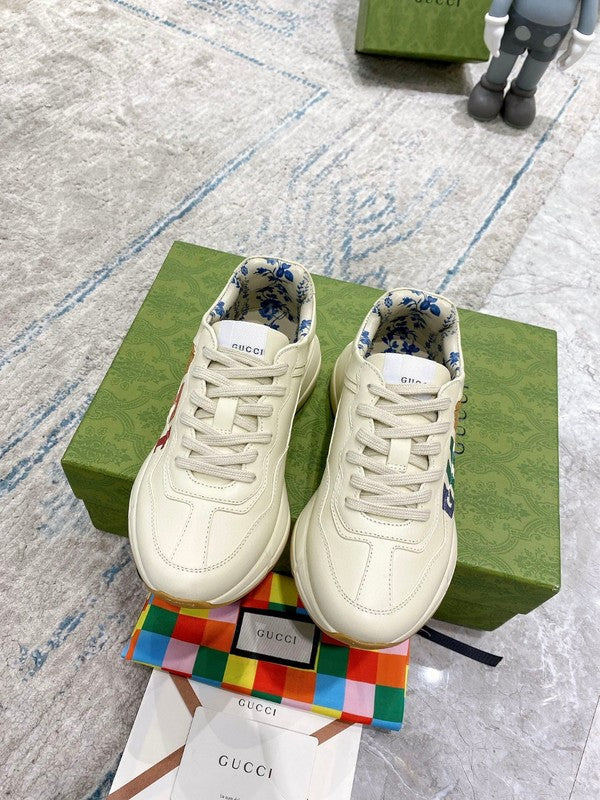Gucci clean off-white luxury sneakers view 9 chunky sole construction