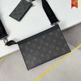 Close-up detail of chic everyday-luxe women's handbag – women's luxury accessory