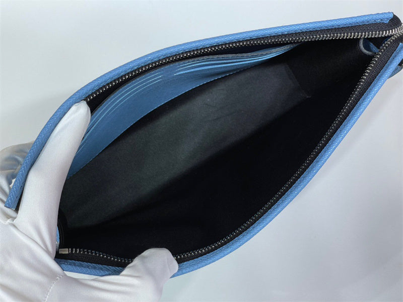  handbag interior and compartment view