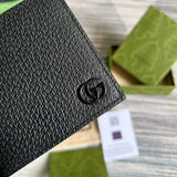 Styled lifestyle shot of classic structured women's handbag – women's statement bag