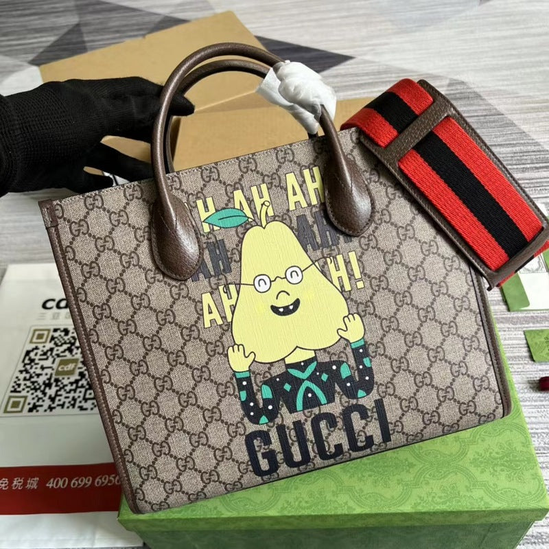 Styled lifestyle shot of premium classic women's handbag – women's everyday handbag