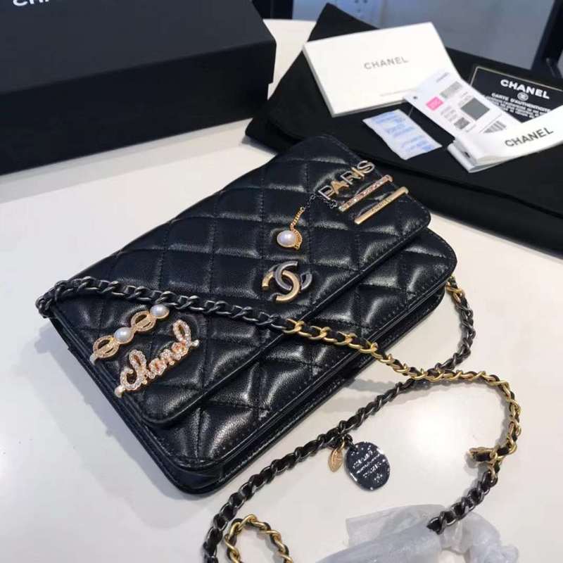 Zivas Charm Chic Craftsmanship Luxury Handbag (Premium Everyday Carry) – Interior View