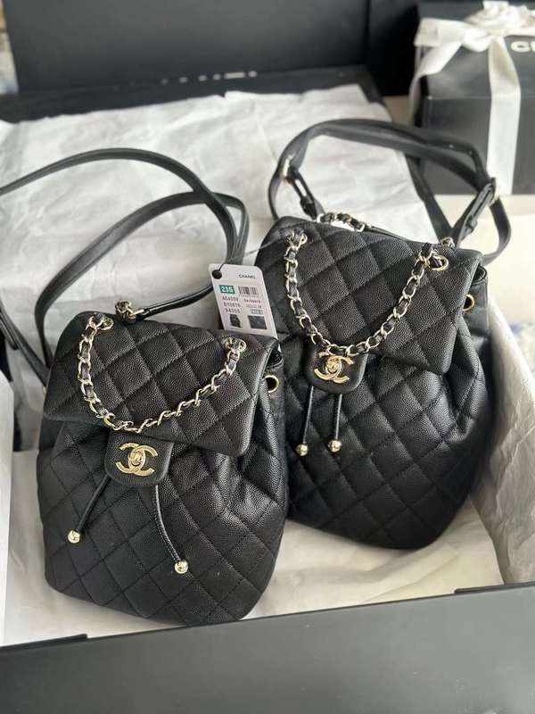 Zivas Charm Refined Everyday Style Luxury Handbag (Timeless Wardrobe Addition) – Interior View
