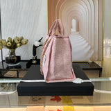  handbag, spacious everyday style, image 2