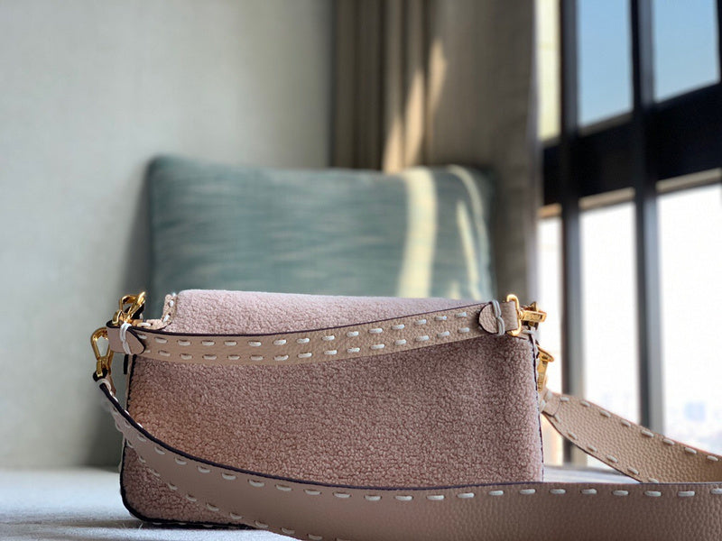Ziva's Charm handbag – front view (27cm*6cm*15cm)