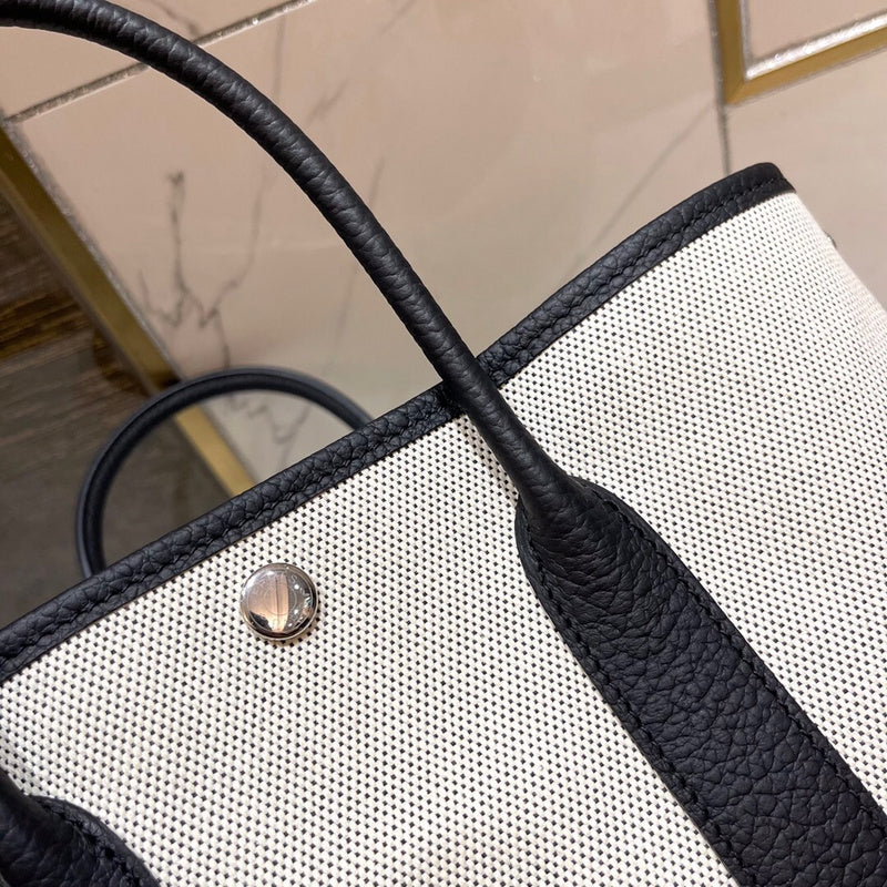 Refined handbag styled for everyday wear