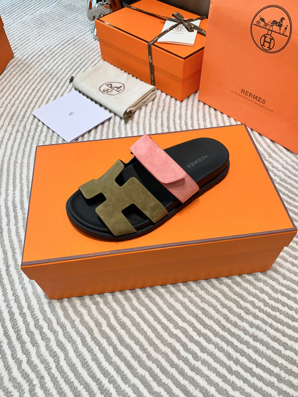 Hermes sandals Style 204 - back heel detail