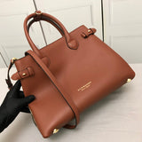 Ziva's Charm handbag – detail view (one versatile size)