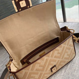 Ziva's Charm handbag – detail view (26cm*6cm*15cm)