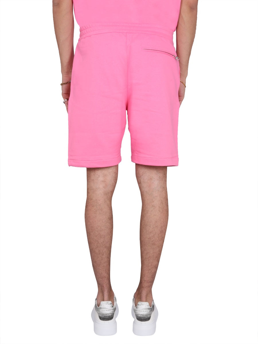 Alexander McQueen Shorts? Alexander Mcqueen Men Bermuda Shorts With Graffiti Logo Print Premium Designer Casual Shorts
