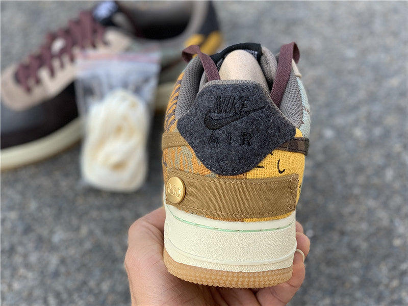 Nike Men's & Women's Luxury Fashion Trainers — Style 006 detail view
