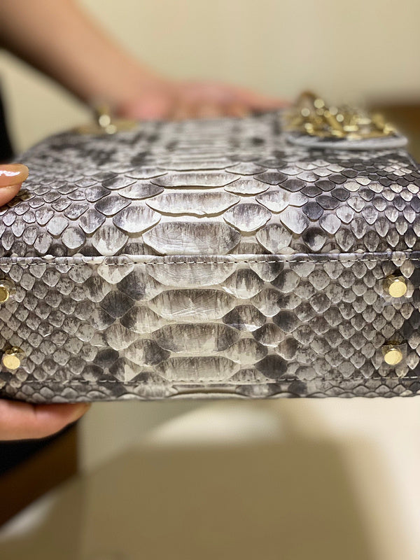 Side profile of polished sleek women's handbag – women's premium purse
