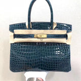  statement everyday bag detail view showing craftsmanship