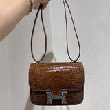 Understated structured bag front view 19