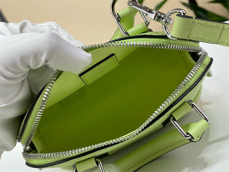  top-handle bag close-up of hardware and finish 29